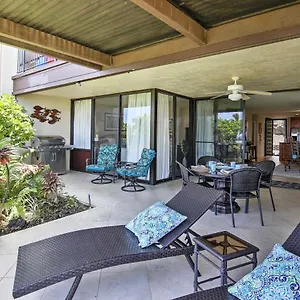 Kona Golf On Eighteenth Tee With Pool Access Apartment